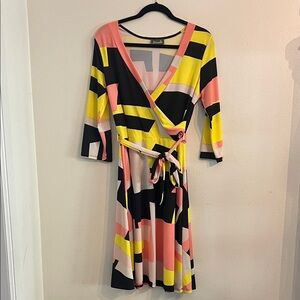 Maude Black, Yellow, Pink Print 3/4 Sleeve Stretchy Surplice Dress Medium Large